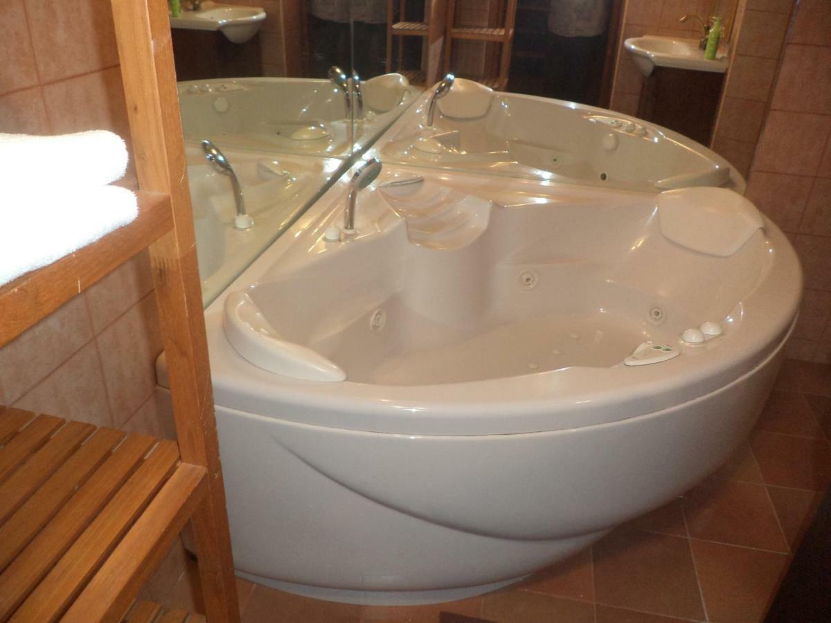 Апартаменты Jacuzzi Quo Vadis Рим Экстерьер фото